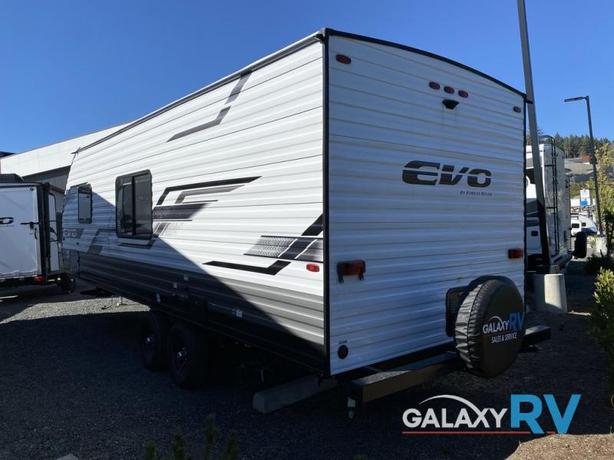 Used 2023 Forest River RV EVO Lite 2260BHX image 6