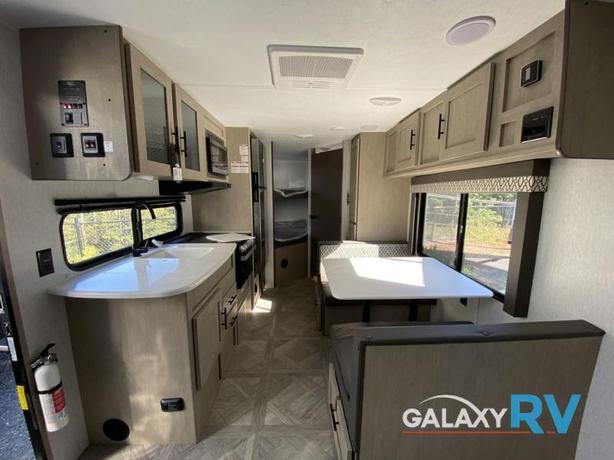 Used 2023 Forest River RV EVO Lite 2260BHX image 8