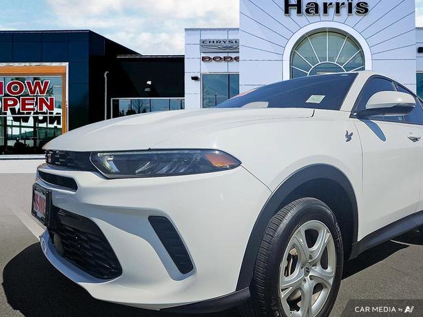 2023 Dodge Hornet GT AWD | Bluetooth Connect | Remote Start! image 8