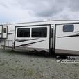 Used 2022 Forest River RV Wildwood Heritage Glen 356QB thumbnail image 4