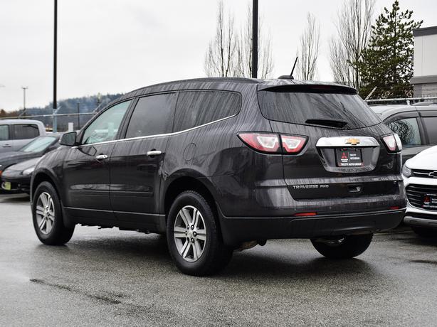 2017 Chevrolet Traverse LT - Backup Camera, Heated Seats, Power Seats image 3