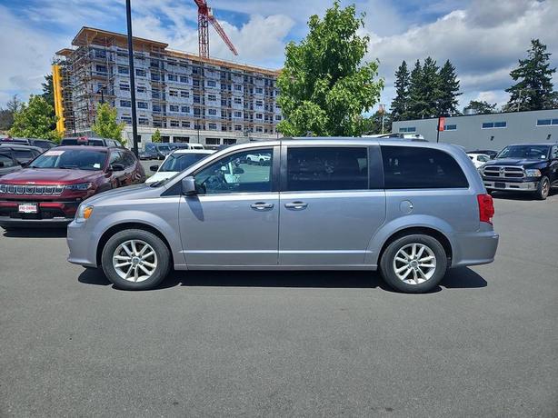 2020 Dodge Grand Caravan Premium Plus | Remote Start! image 3