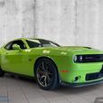 2015 Dodge Challenger SRT 392 | 6.4L HEMI V8 | harmon/kardon Sound System w/ 900 thumbnail image 3