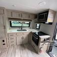 Used 2022 Forest River RV Flagstaff Micro Lite 25FKS thumbnail image 8