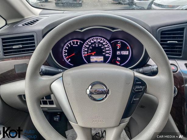 2011 Nissan Quest S image 7