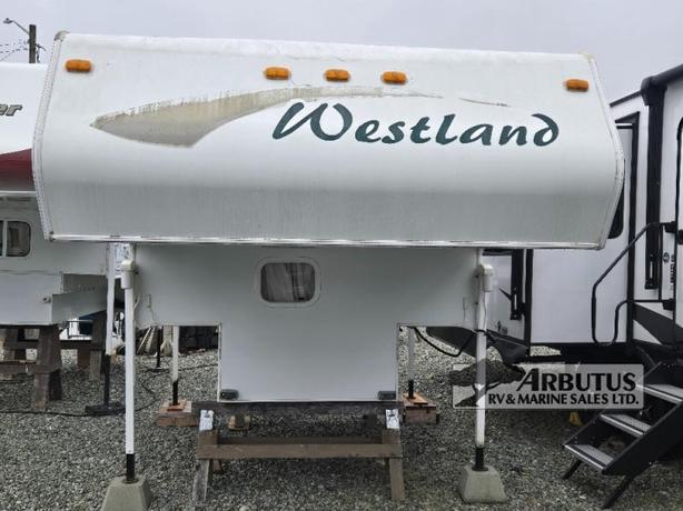 Used 2011 Westland RV Travelaire 80W image 2