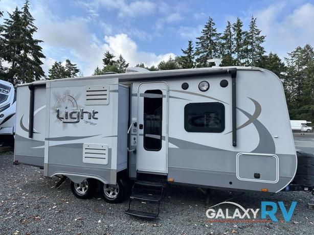 Used 2017 Highland Ridge RV Open Range Light LT216RBS image 3