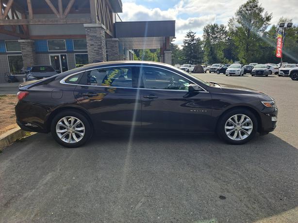 2020 Chevrolet Malibu - Heated Seats, Back-Up Camera image 5