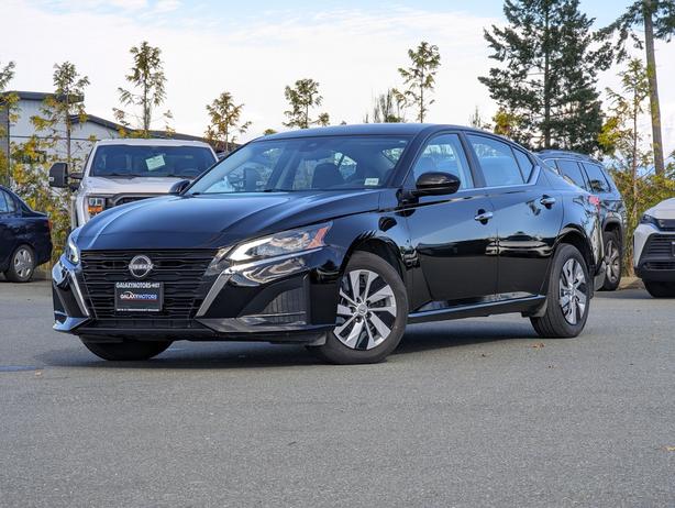 2023 Nissan Altima S - No Accidents, AWD, Heated Seats image 1