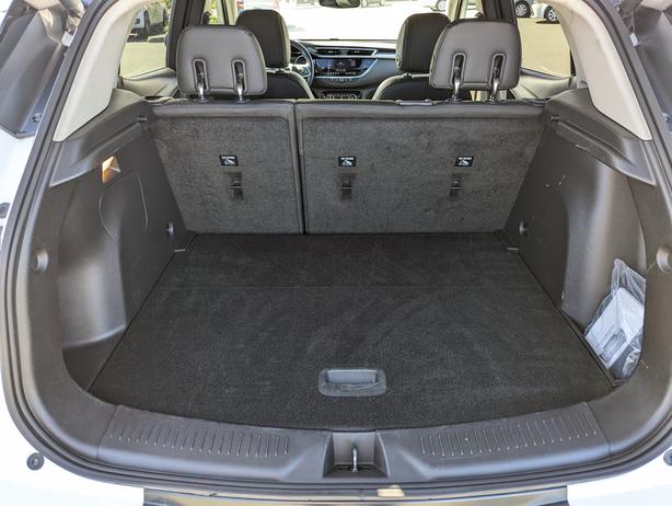 2023 Buick Encore GX Essence - AWD, Heated Seats, Remote Start image 8