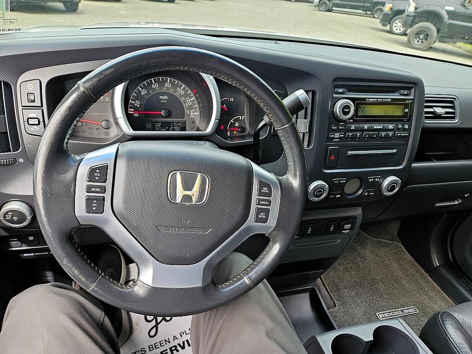 2006 Honda  Ridgeline RTL with MOONROOF display photo