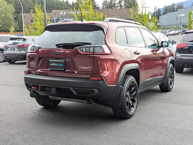 2019 Jeep Cherokee Trailhawk - No Accidents, Heated Seats, Sunroof image 6