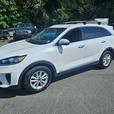 2019 KIA  Sorento LX thumbnail image 2