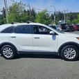 2019 KIA  Sorento LX thumbnail image 5
