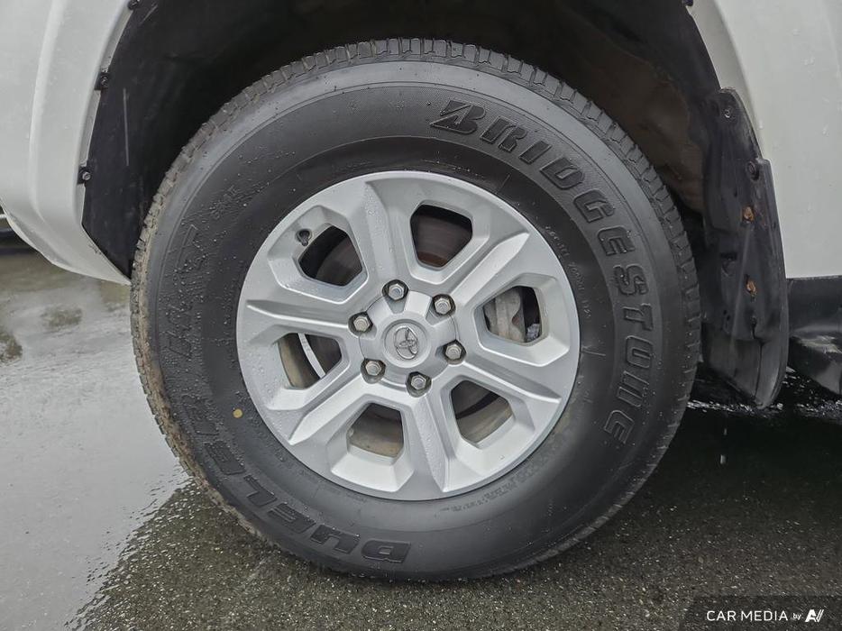 2023 Toyota 4Runner 4WD Sunroof, Remote Start display photo