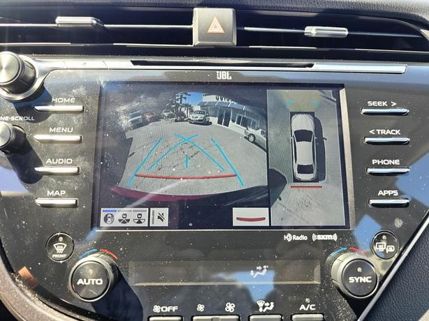 2018 Toyota Camry Hybrid XLE Auto image 7