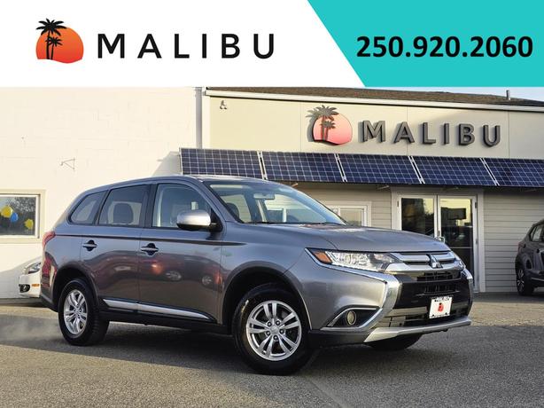 2017 Mitsubishi Outlander AWC 4dr ES image 1