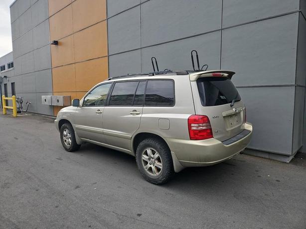 2002 Toyota Highlander 4dr V6 4WD Sport Utility | Keyless Entry | Heated Mirrors image 4