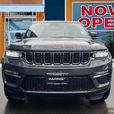2023 Jeep Grand Cherokee 4xe | Adaptive Cruise Control! thumbnail image 2
