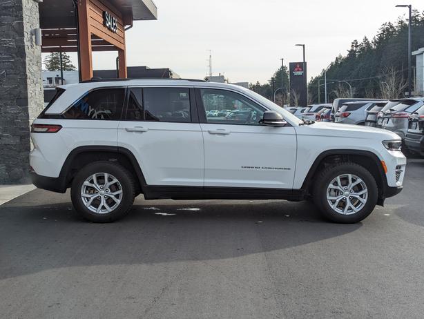 2023 Jeep Grand Cherokee Limited - No Accidents, Sunroof, NAV, Heated Seats image 5