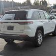 2023 Jeep Grand Cherokee Limited - No Accidents, Sunroof, NAV, Heated Seats thumbnail image 6