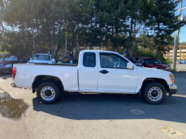 2011 GMC  Canyon SLE rwd ext cab 4 cyl automatic image 4