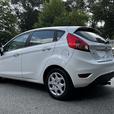 2012 Ford Fiesta SE Hatchback thumbnail image 7