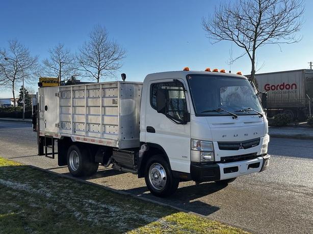 2014 Mitsubishi Fuso FE Flat Deck High Rail with Tommy Power Tailgate Diesel image 1