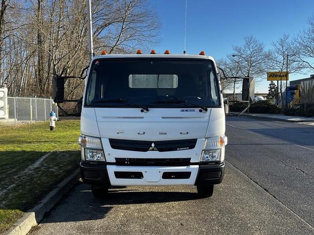 2014 Mitsubishi Fuso FE Flat Deck High Rail with Tommy Power Tailgate Diesel image 4