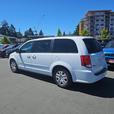 2016 Dodge Grand Caravan SXT | Cruise Control! thumbnail image 4