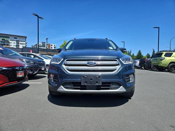 2019 Ford Escape Titanium 4WD | Heated Seats! image 2