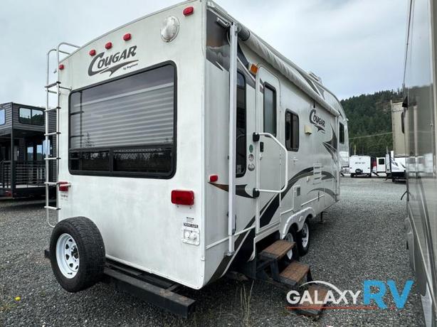 Used 2008 Keystone RV Cougar 244RLS image 2