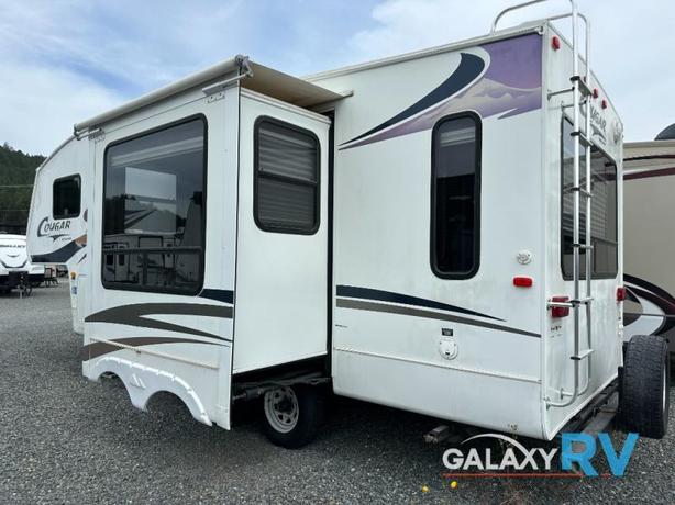 Used 2008 Keystone RV Cougar 244RLS image 3