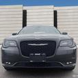 2017 CHRYSLER 300 thumbnail image 2