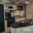 Used 2019 Winnebago Minnie Plus 27RBDS thumbnail image 7