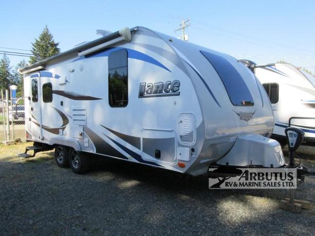Used 2019 Lance Lance Travel Trailers 1995 image 1