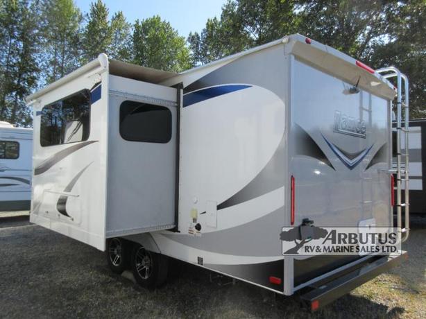 Used 2019 Lance Lance Travel Trailers 1995 image 6