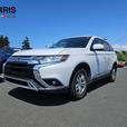 2020 Mitsubishi Outlander ES | Low KM! thumbnail image
