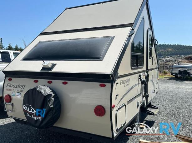 Used 2017 Forest River RV Flagstaff Hard Side T12BH image 2