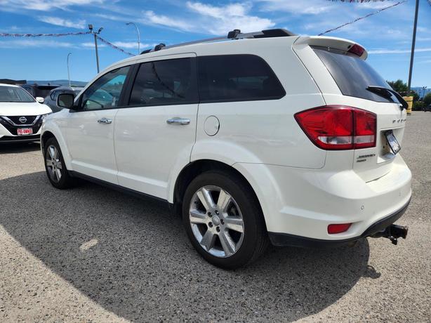 2012 Dodge Journey R/T image 4