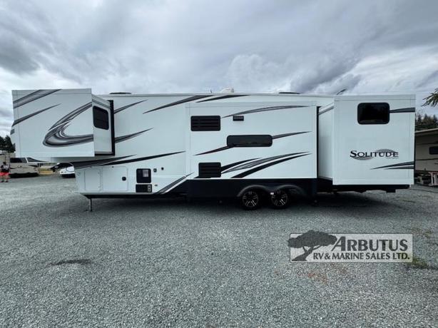 Used 2021 Grand Design Solitude S-Class 3740BH image 6