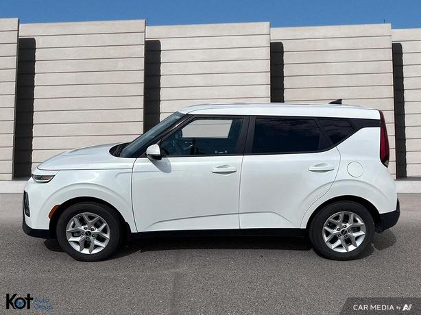 2022 Kia Soul EX NO ACCIDENT! ONE OWNER! image 3