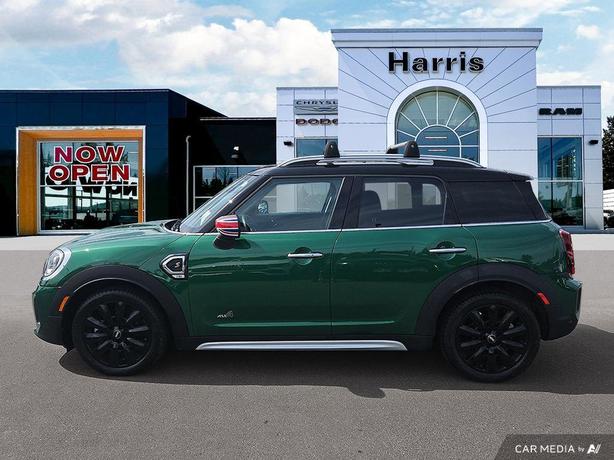 2022 Mini Countryman Cooper S | One Owner | No Reported Accidents! image 3