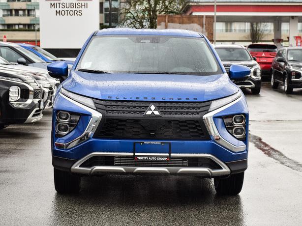 2025 Mitsubishi Eclipse Cross SE - $5,000 Discount, Manager Demo! image 2