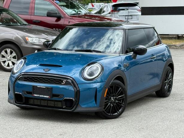 2023 MINI 3 Door Cooper S - No Accidents, One Owner, Manager Demo image 1