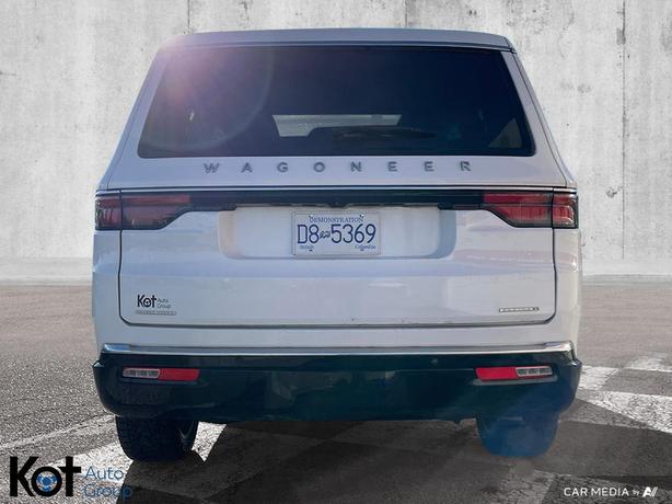 2023 Jeep Wagoneer SERIES III, DEMO CLEAROUT, SAVE $26,000 OFF MSRP demo image 6