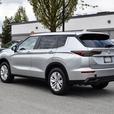 2025 Mitsubishi Outlander ES - $5,000 Discount, Manager Demo! thumbnail image 3