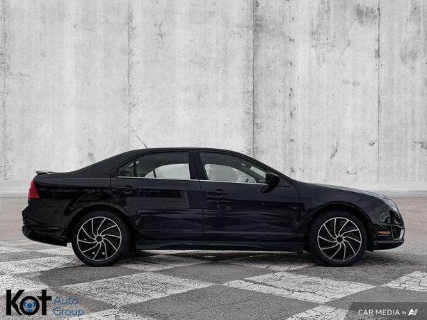 2010 Ford Fusion SPORT | 3.5L V6 | AWD | Bluetooth | Power Moonroof image 4