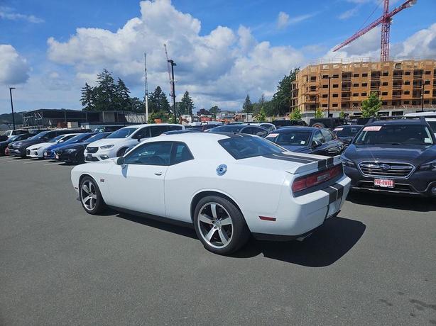 2012 Dodge Challenger 2dr Cpe SRT8 392 | Remote Start | Bluetooth Connect! image 4