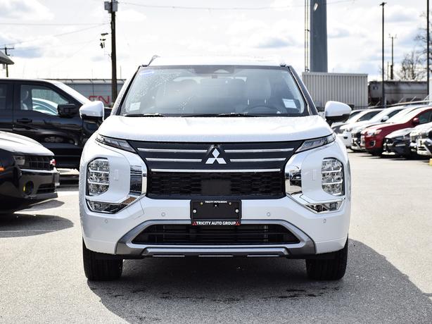 2025 Mitsubishi Outlander GT - $5,000 Discount, Manager Demo! image 2